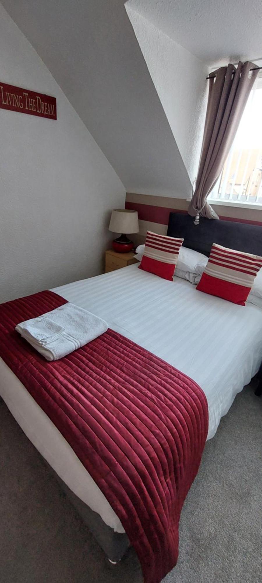 Glenavon Guest House Λαντούντνο Εξωτερικό φωτογραφία
